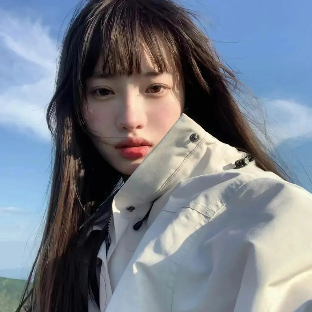 女王她专治不服